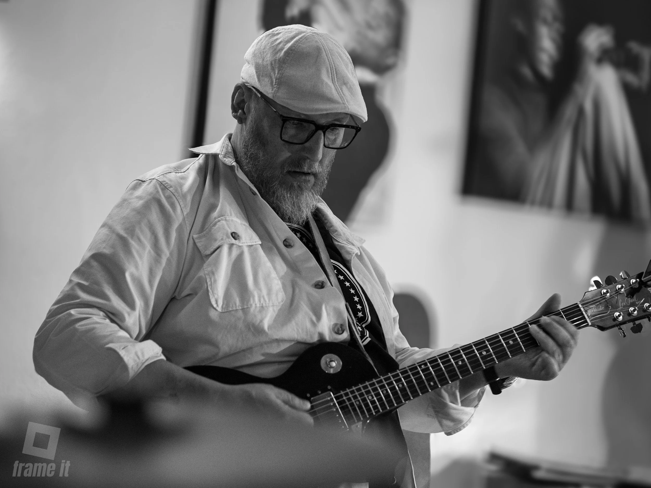 Peter Ackerl (Gitarre) von der Band Duchberg