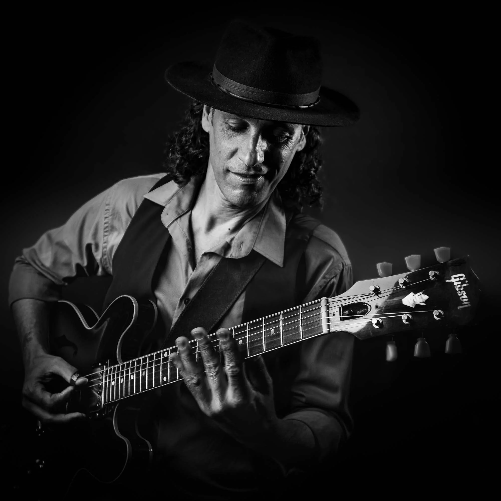  Bluesmusiker Peter Kern im Portrait von Thomas Bartonik 