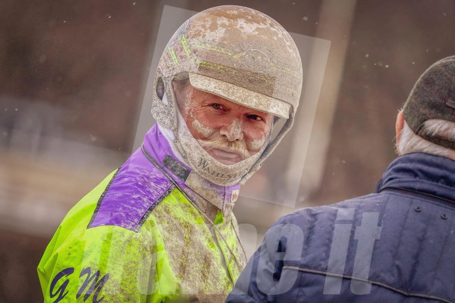 Trabrennfahrer Gerhard Mayr auf der Trabrennbahn Krieau in Wien.