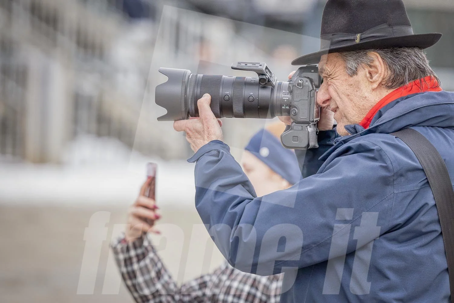 Eduard Risavy fotografiert auf der Trabrennbahn Wien Krieau.