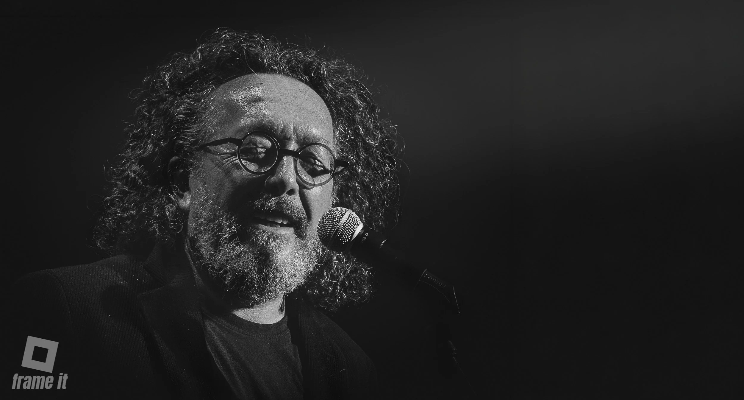  Konzertfotografie von Jimmy Schlager im Wiener Orpheum mit Lästerlieder. 