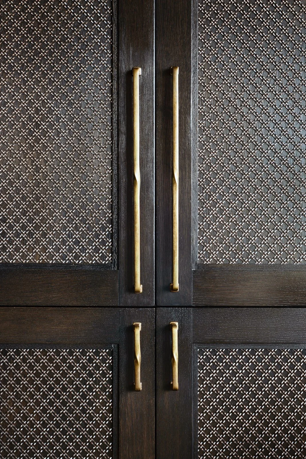 palos-verdes-kitchen-pantry-detail.jpg
