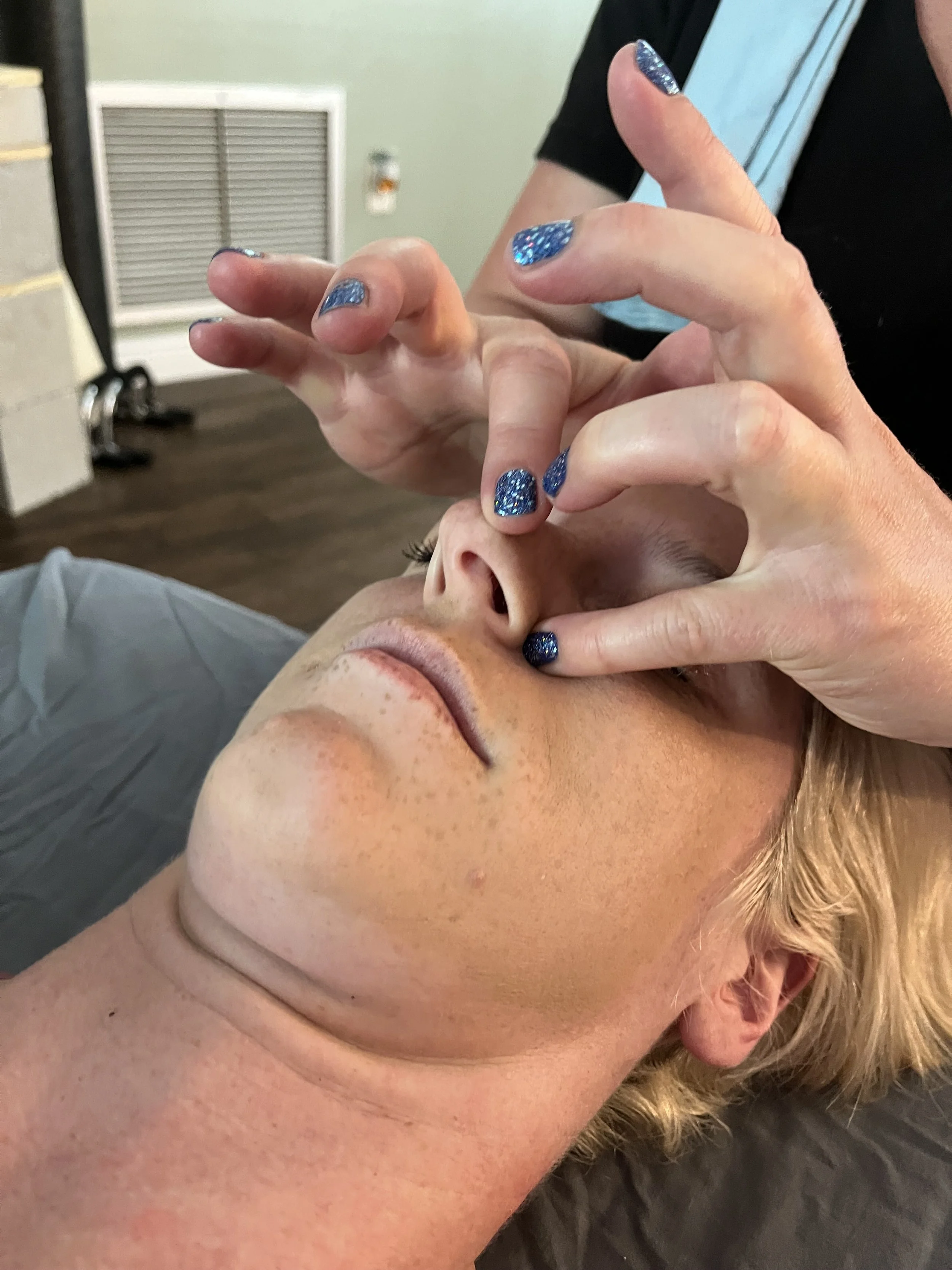 KellyMeyersLMT-Acupressure.jpg