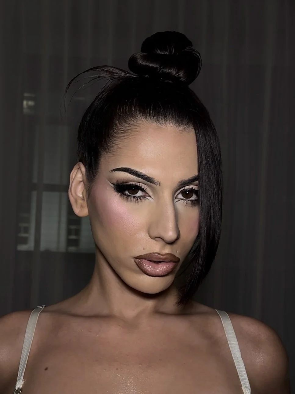 MINA GALÁN |  knwlslondon