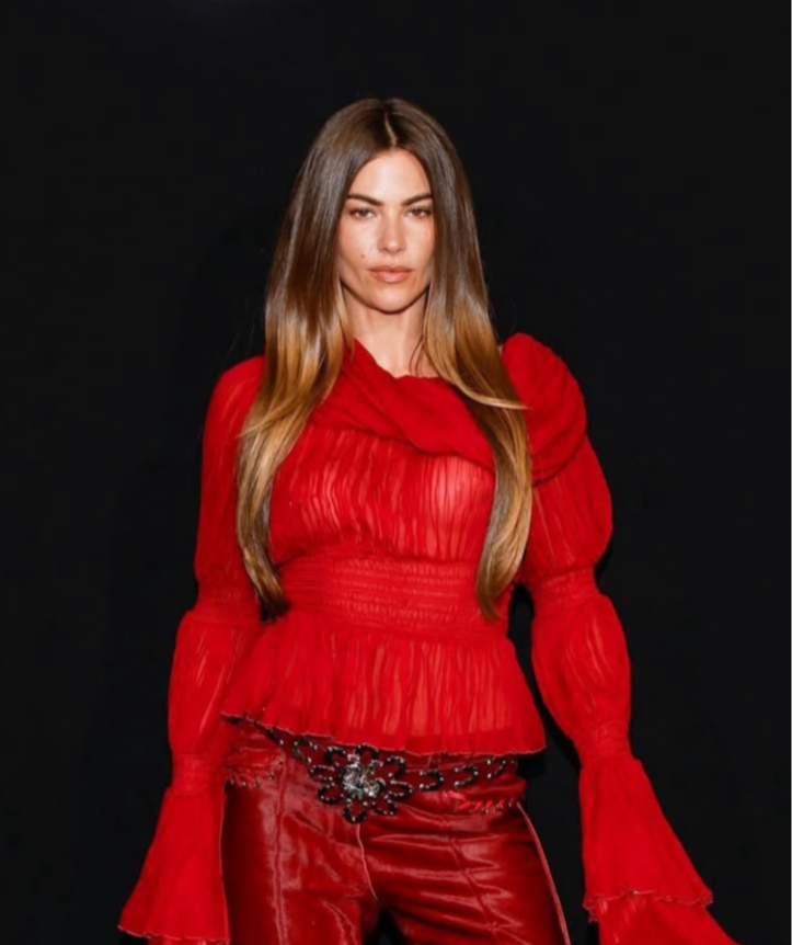 CLARA BERRY | Blumarine 