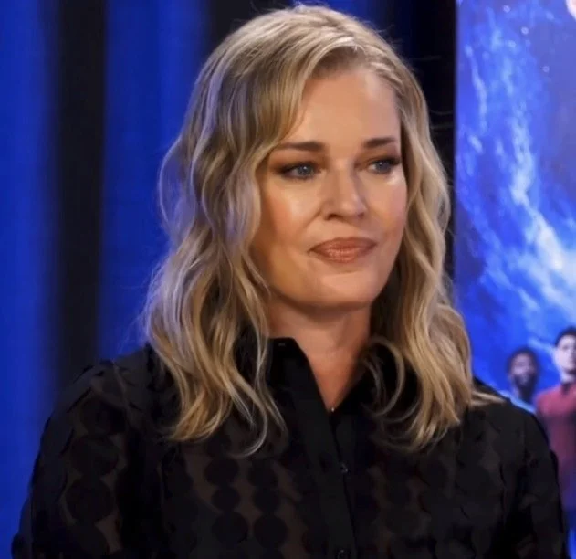 REBECCA ROMIJN | STAR TREK STRANGE NEW WORLDS PREMIERE 