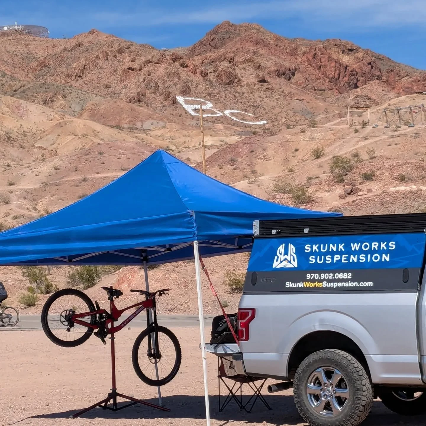 A little taste of summer on tap for the final 2026 Winter Series DH race @bootlegcanyon .

Conditions are looking perfect, the rocks are primo. Time to break in a fresh bike.🤘
@korenorthbikes @intensecycles