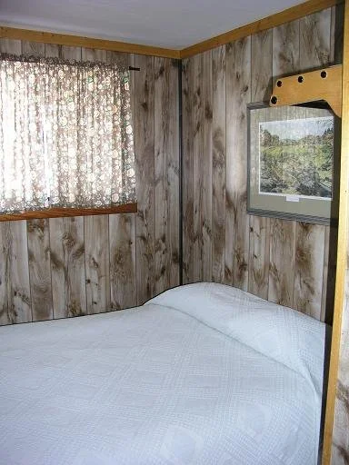 cabin16BR2.JPG