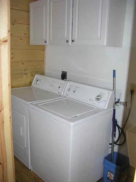 cabin22-utility.JPG