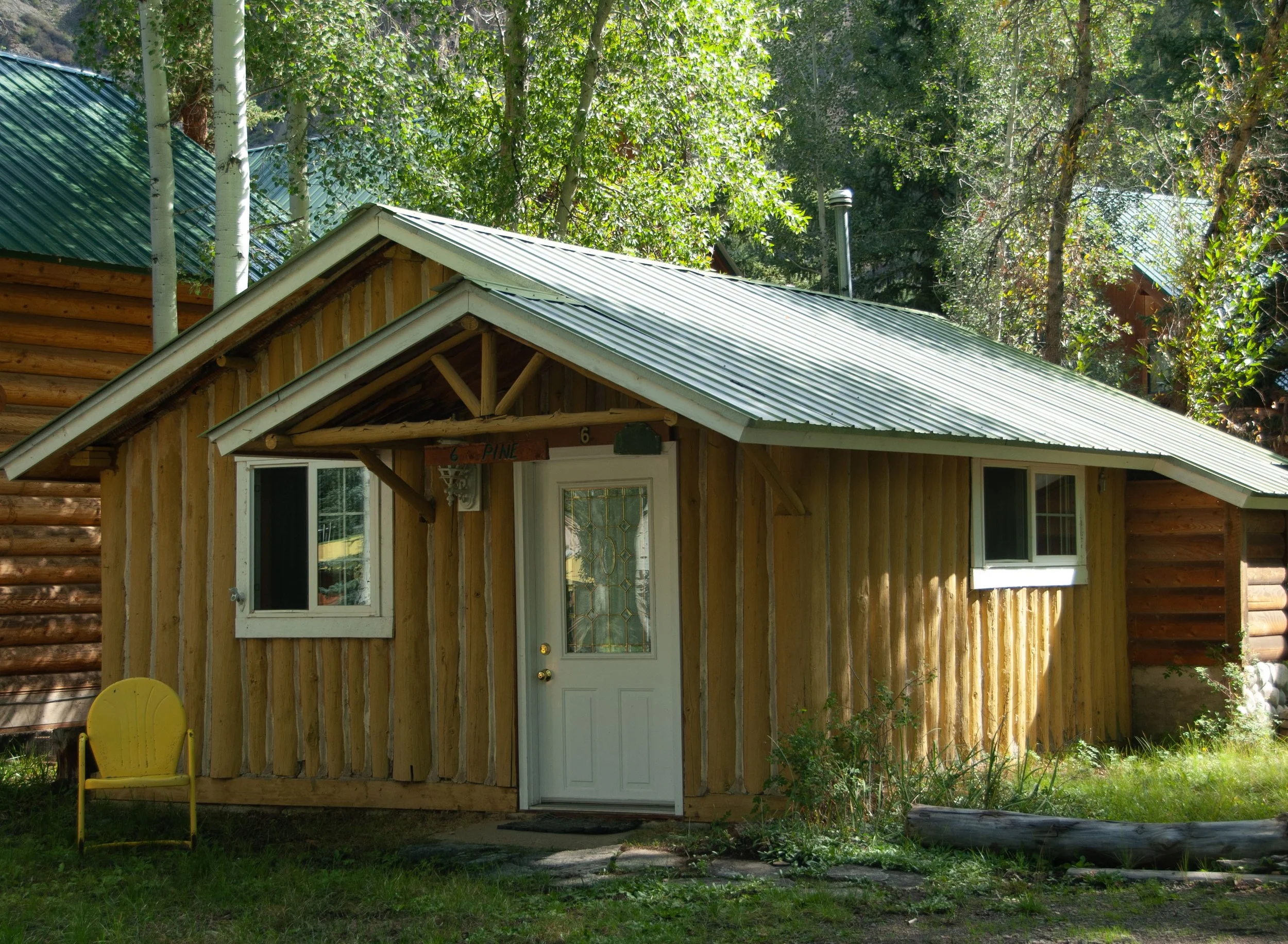 Texan Resort Cabin 6 - The Pine