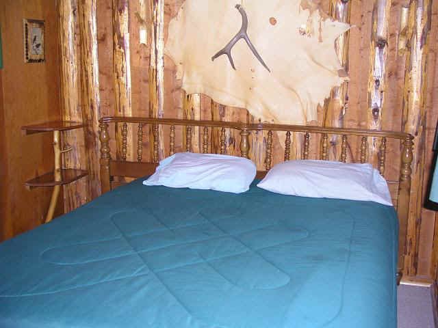 cabin10-BR1.JPG