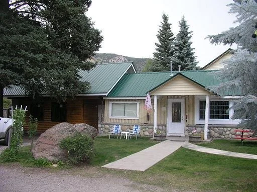 Texan Resort Cabin 39 – The Lodge