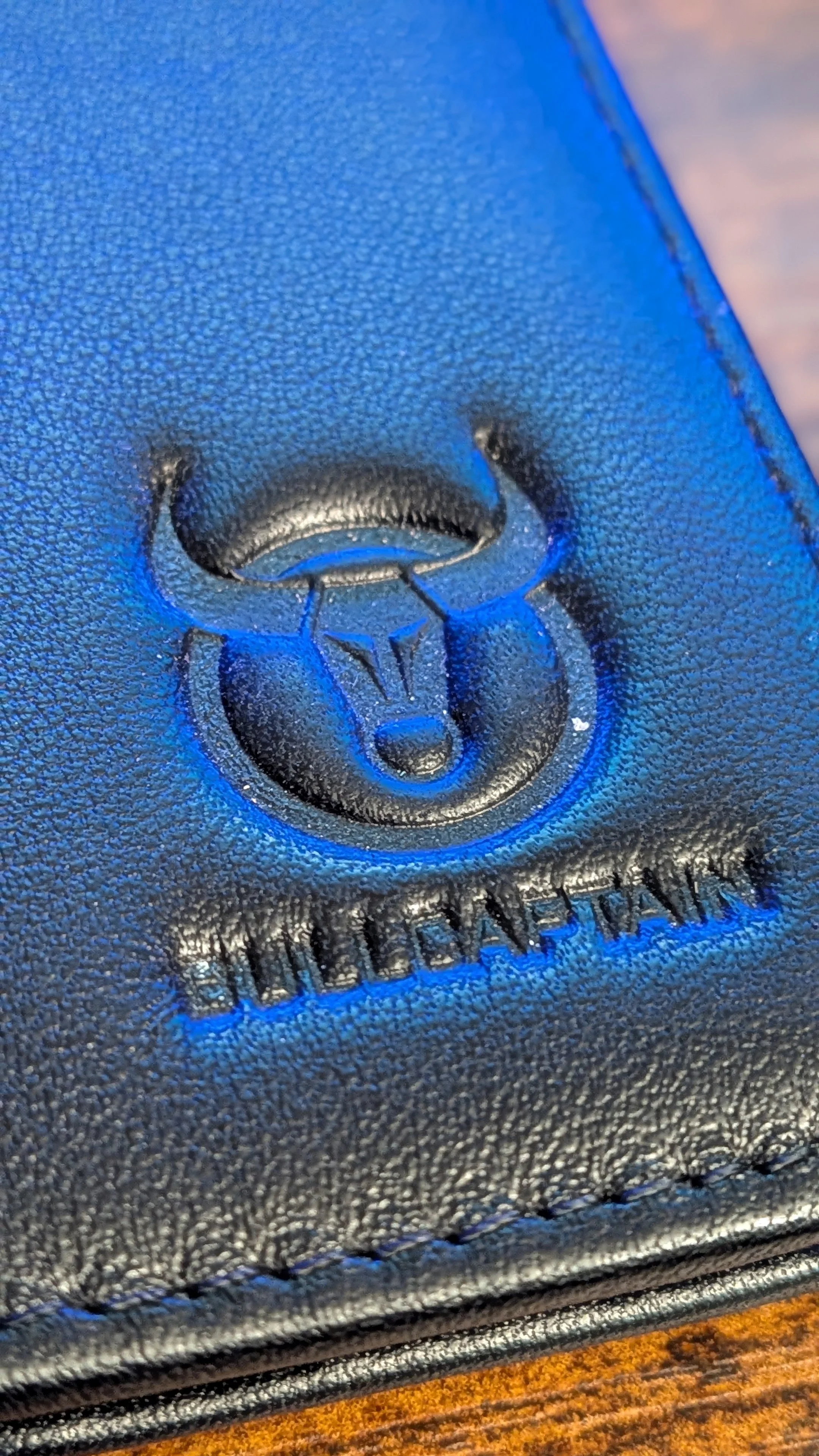 Bullcaptain Genuine Leather Wallet - Dual ID Window - Black