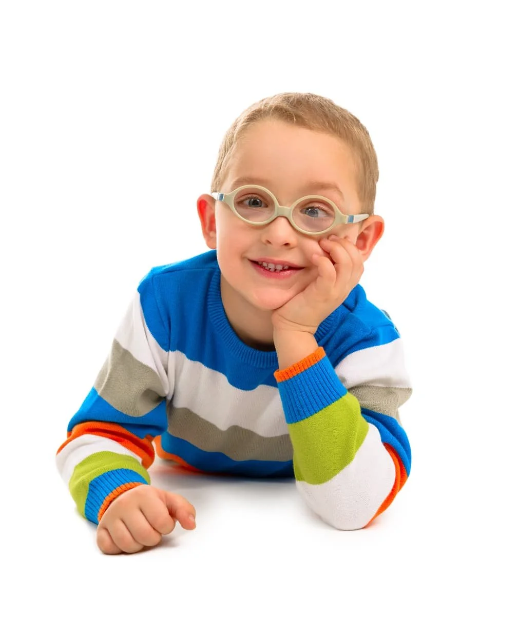 Στραβισμός σε παιδί – διόρθωση με γυαλιά και σύγχρονες παιδοφθαλμολογικές μεθόδους