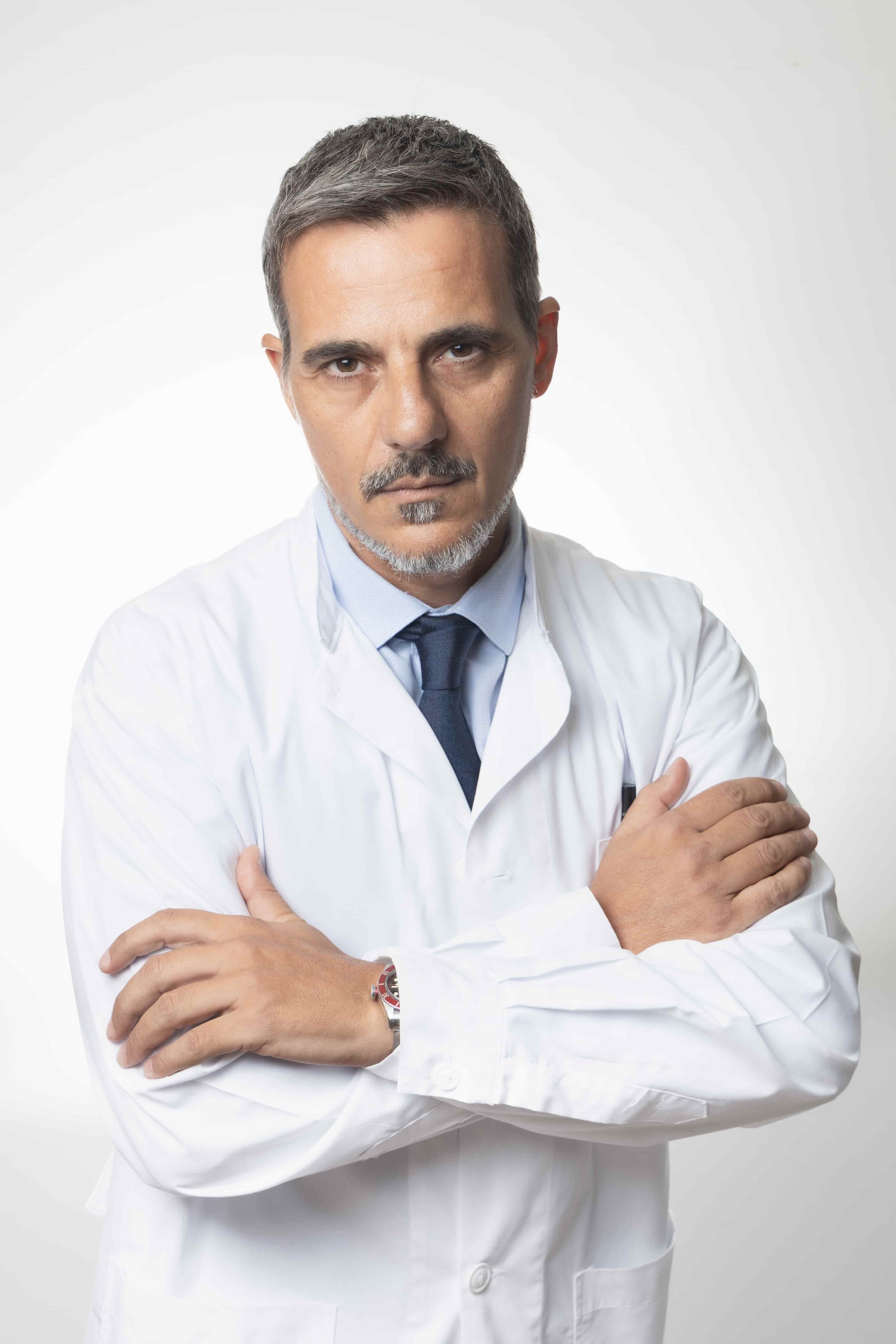 Dr. Μανώλης Γκόγκος, χειρουργός οφθαλμίατρος στην Αθήνα, εξειδίκευση στο laser μυωπίας