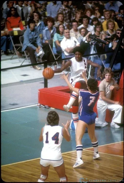 Lucy is doing what she did best, finding ways to control the painted area
