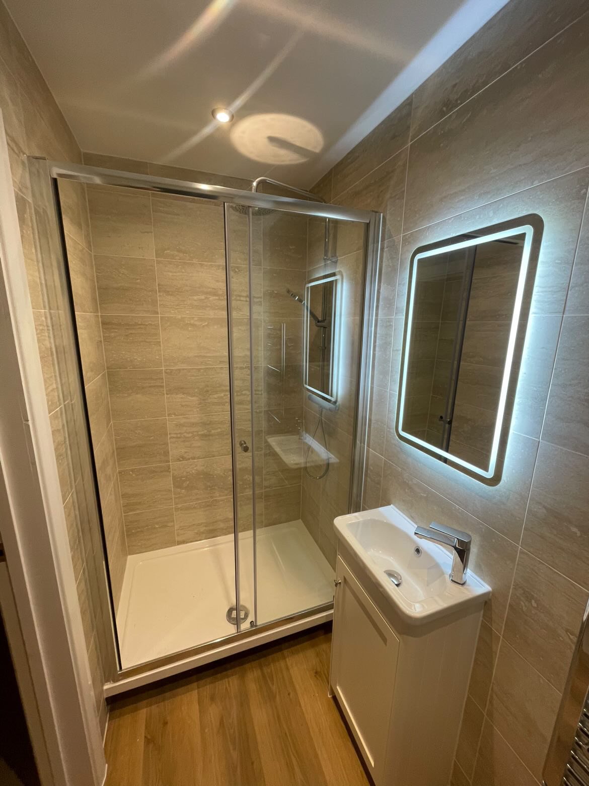 22E23DCA-3364-4C3B-A896-4EAFC4421942 2.JPG