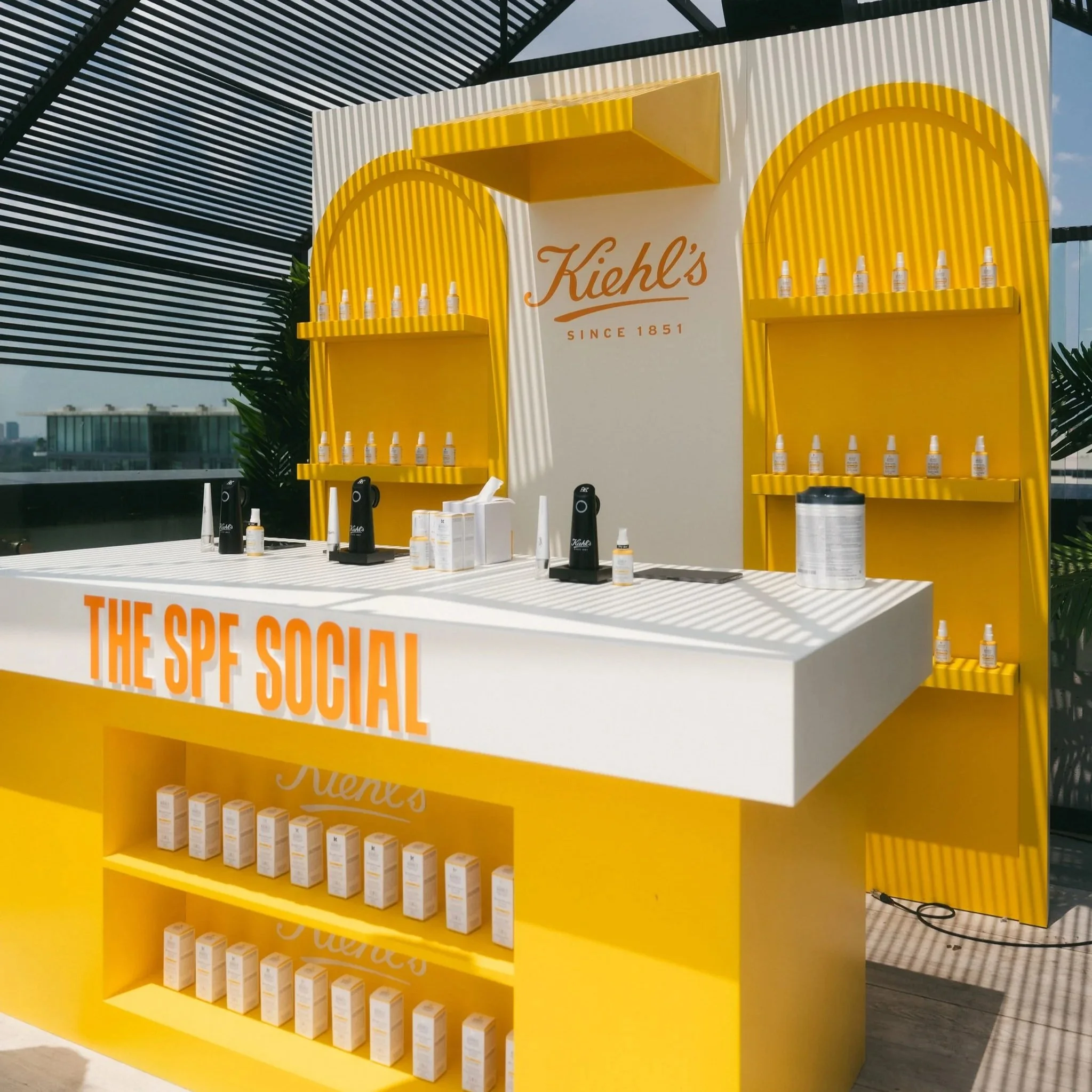 custom-fabricated-experiential-activation-kiehls-toronto