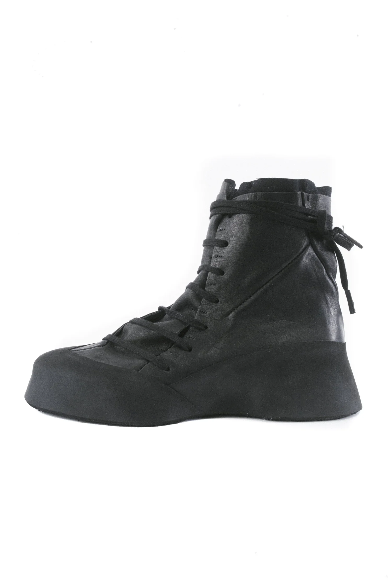 Leon Emanuel Blanck High Top Sneakers