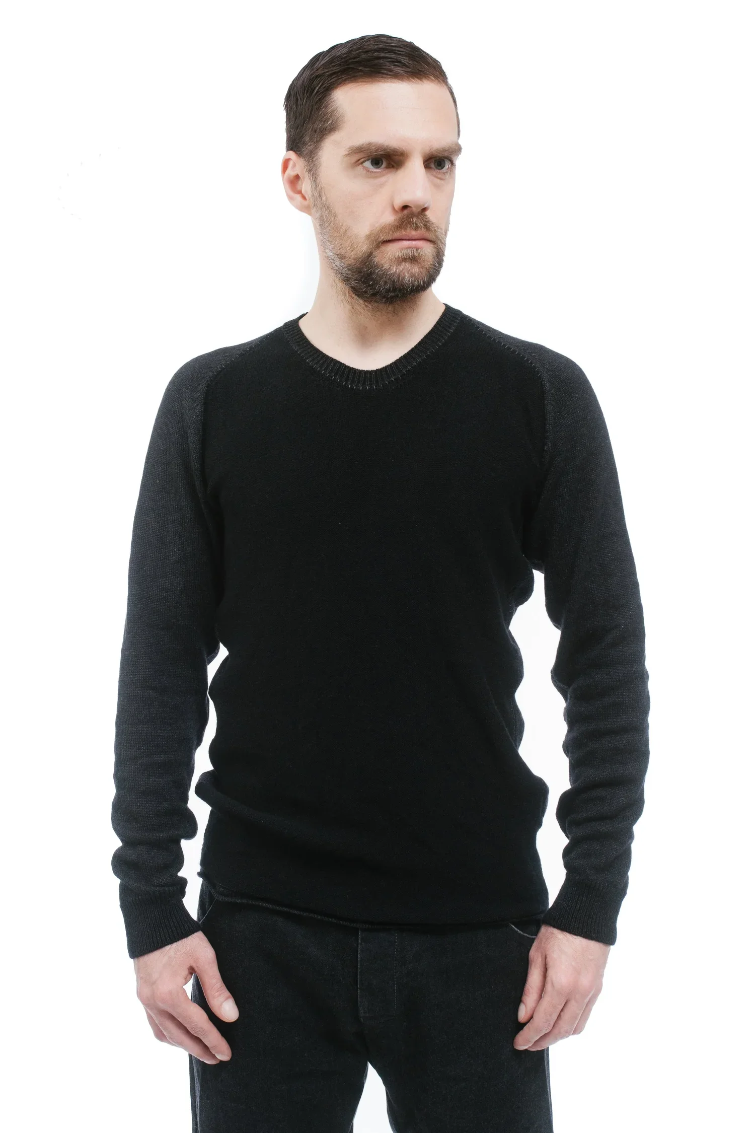 Layer-0 Roundneck Sweater
