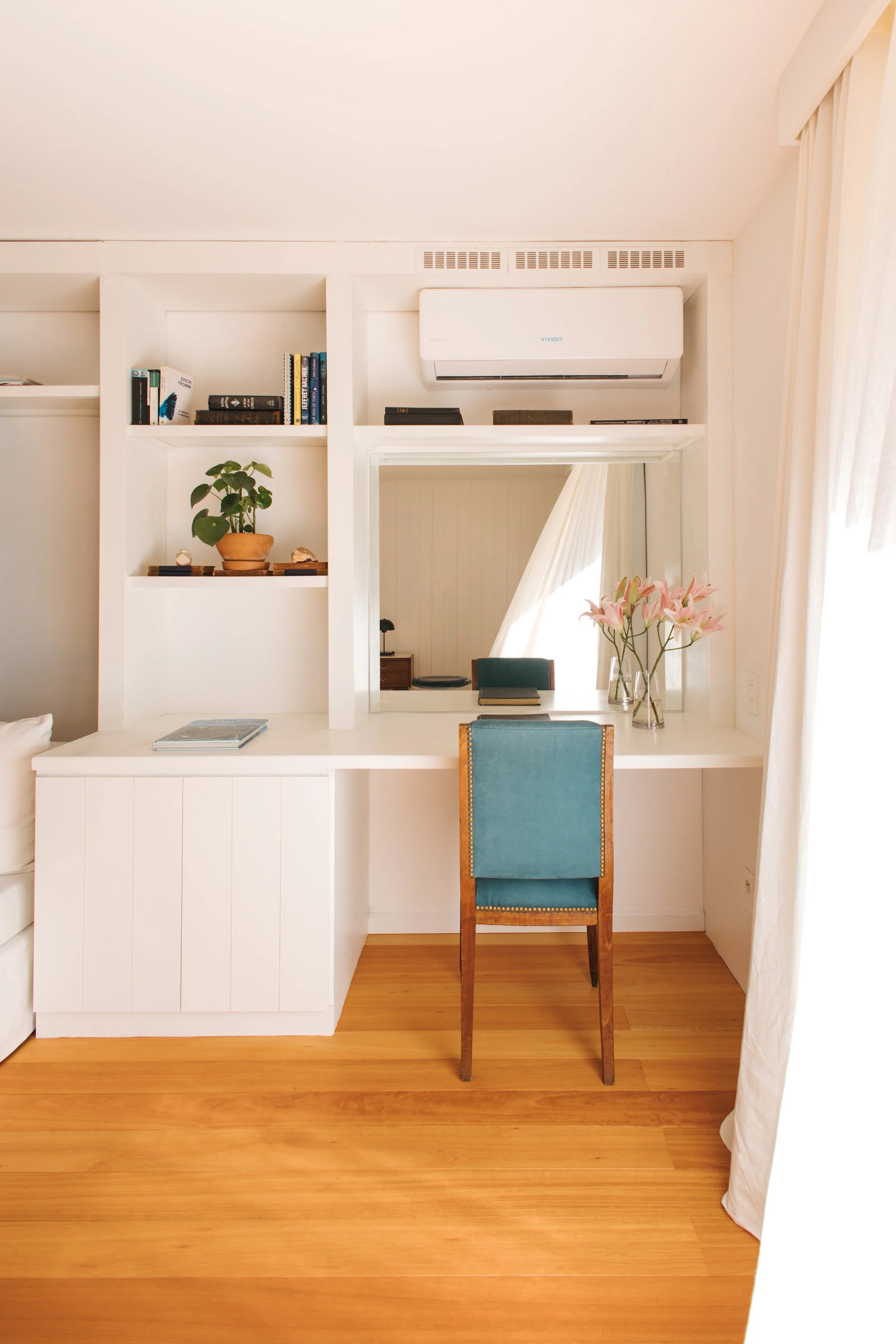 Conservatory Bookshelf