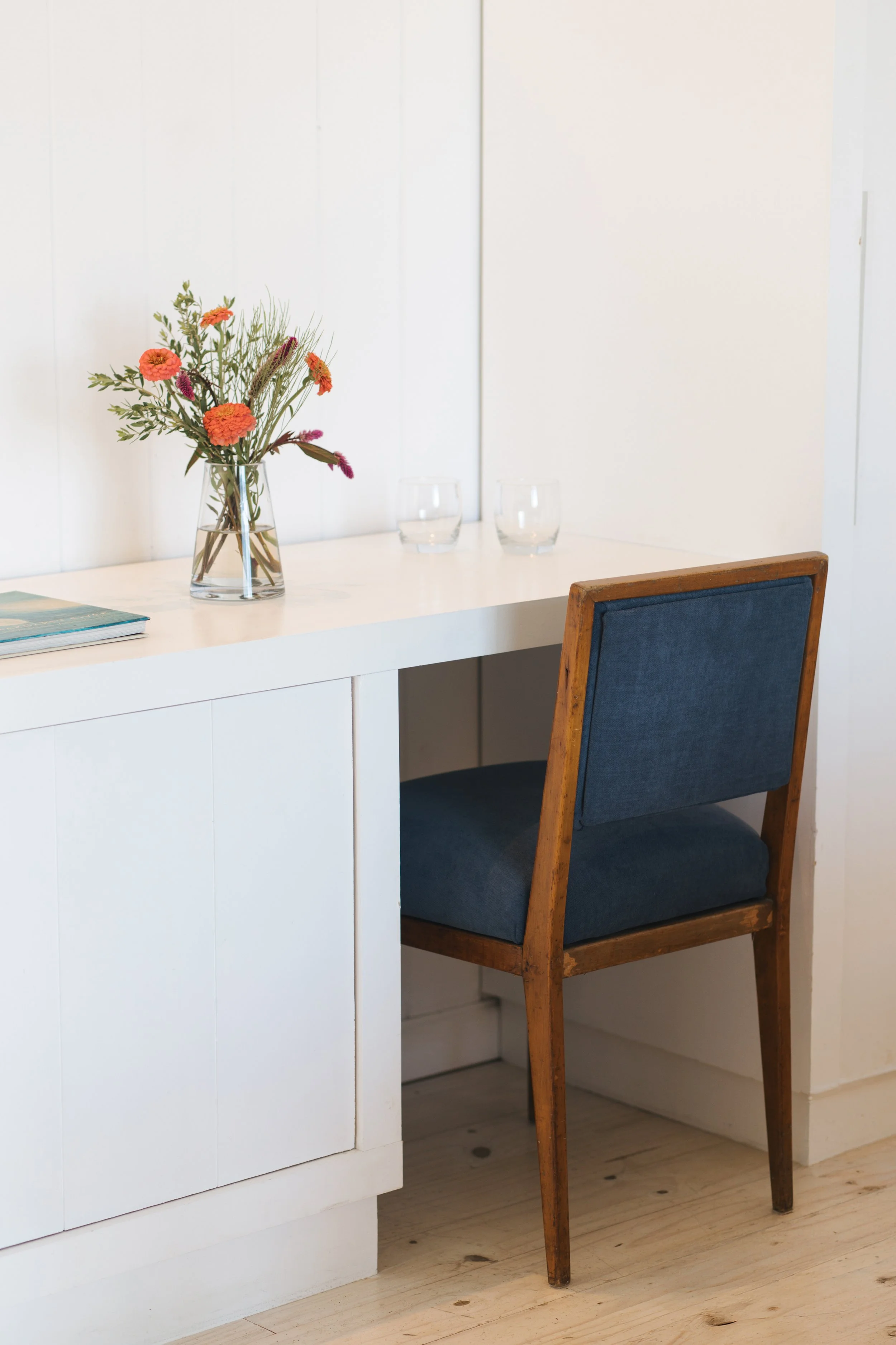Sea View Desk Detail