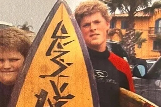 FAMILY SURF LOG 04