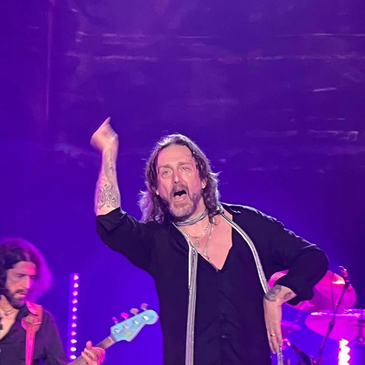 A very Happy birthday to Mr. Chris Robinson...and many more!