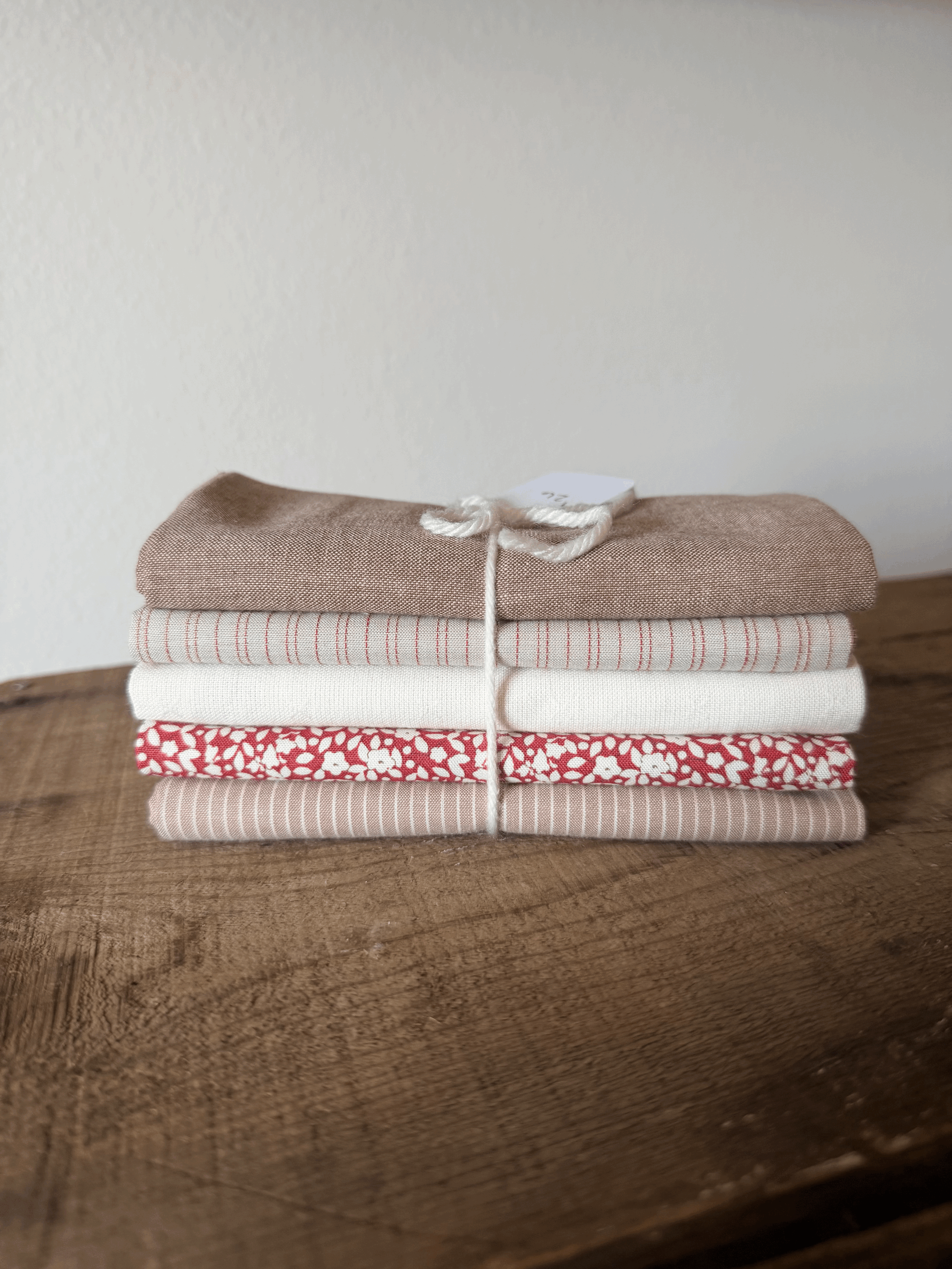 Fat Quarter Bundle 15