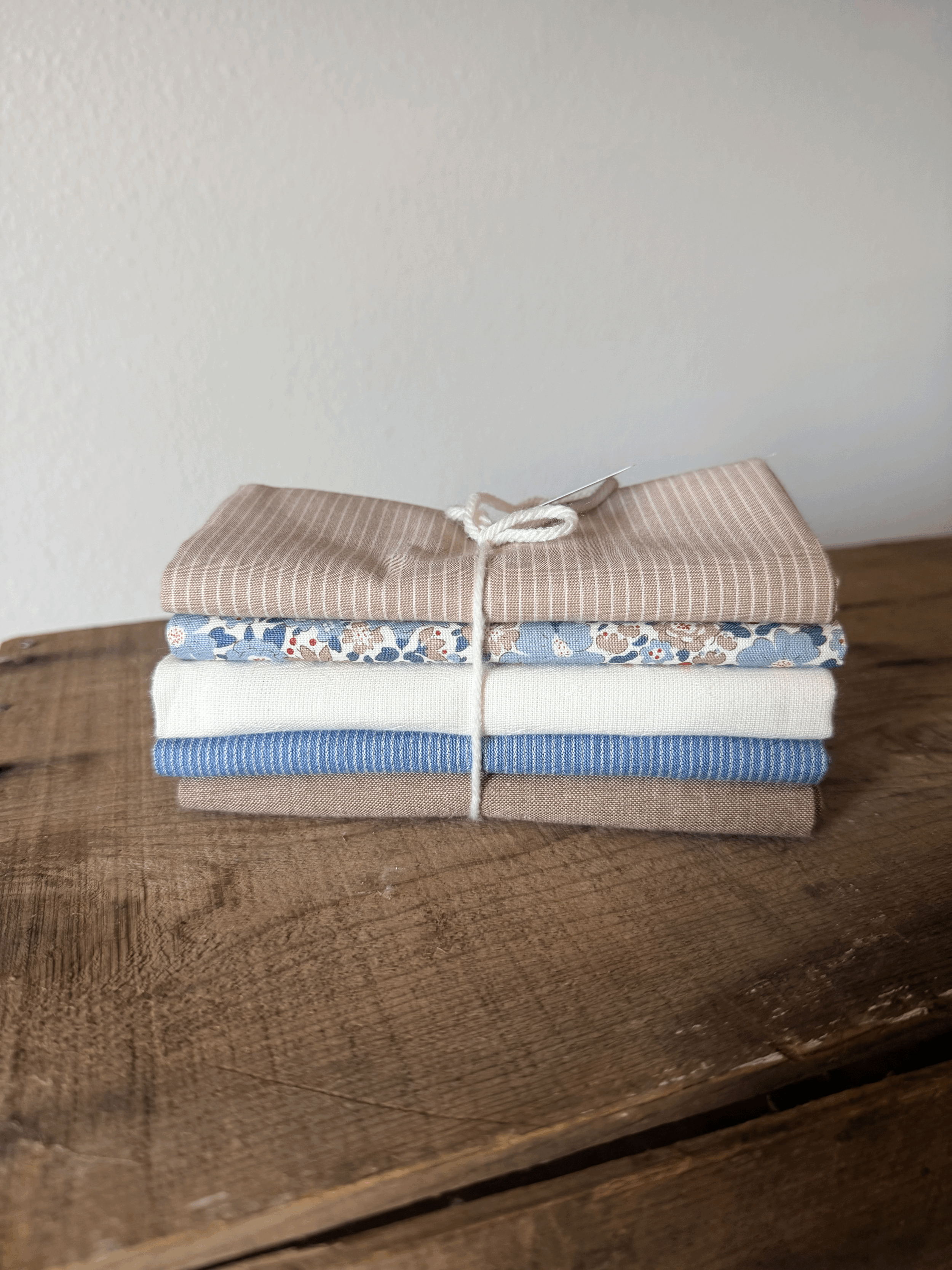 Fat Quarter Bundle 13