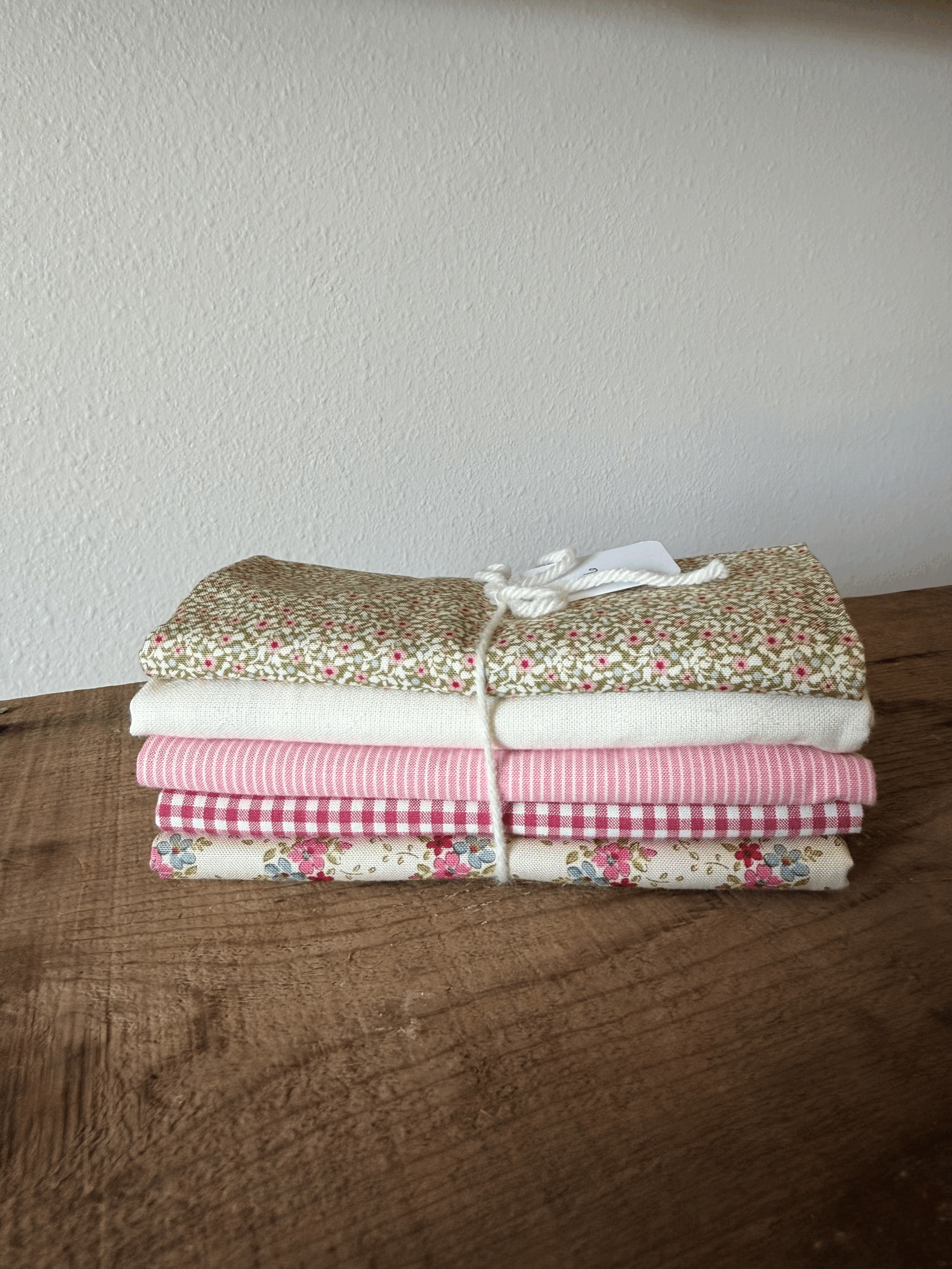 Fat Quarter Bundle 2