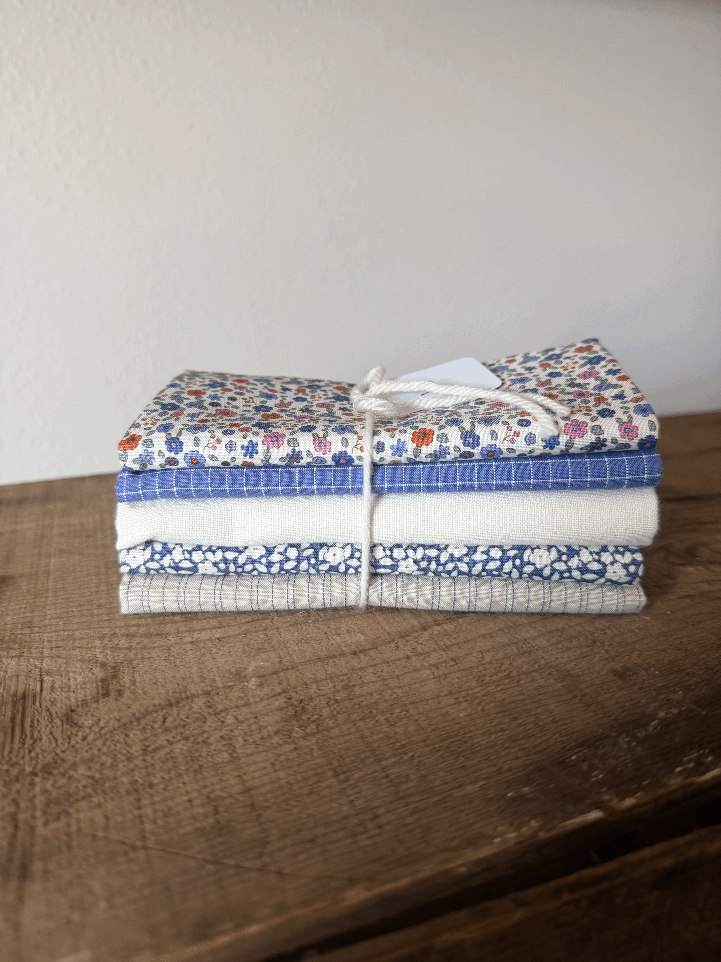 Fat Quarter Bundle 10