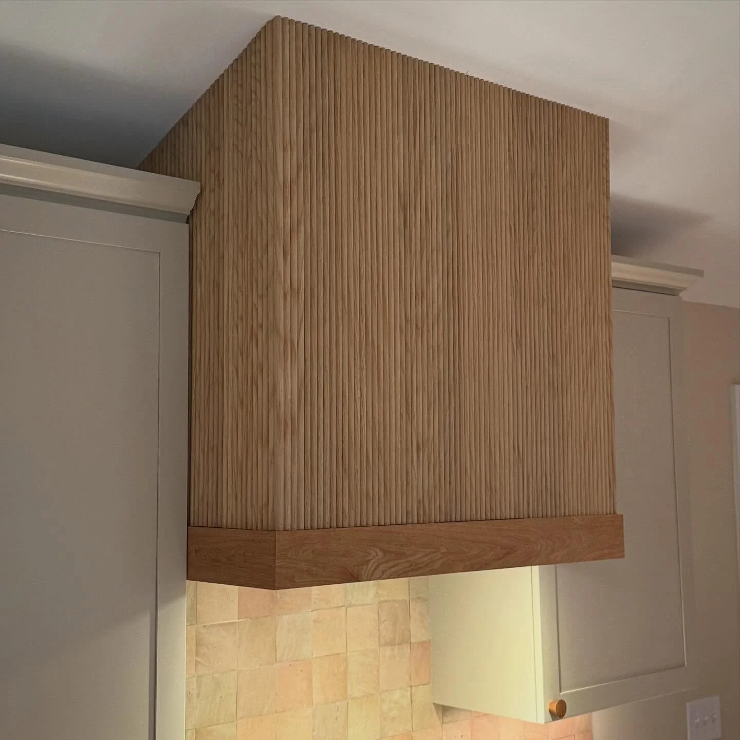 Custom white oak range hood to finish off this kitchen Reno. More to come from this one we are stoked on it!! #kitchenremodel #woodworking #charlestonsc