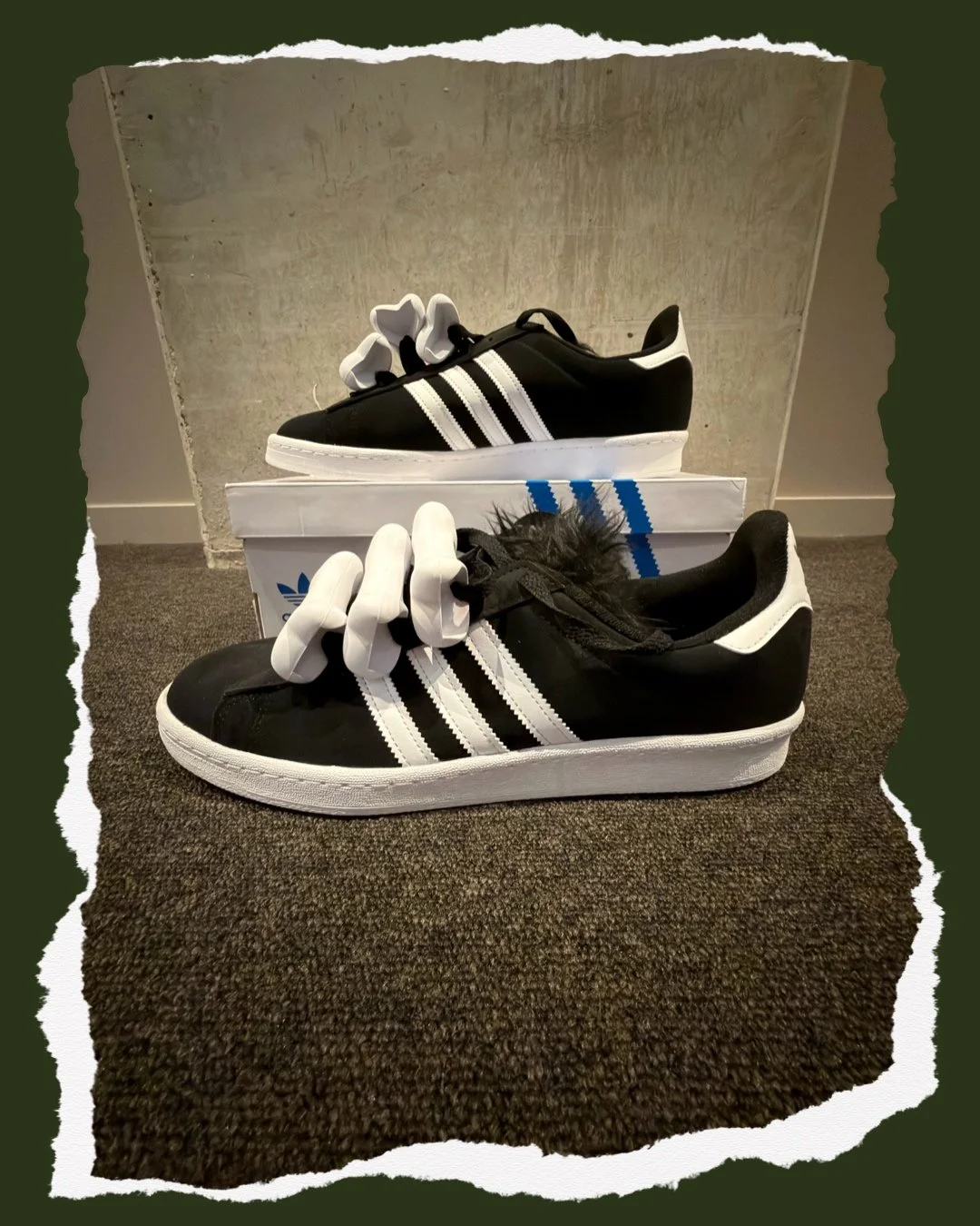 Adidas Originals x Jeremy Scott JS Bones Campus 80s – Core Black / White (UK 11)