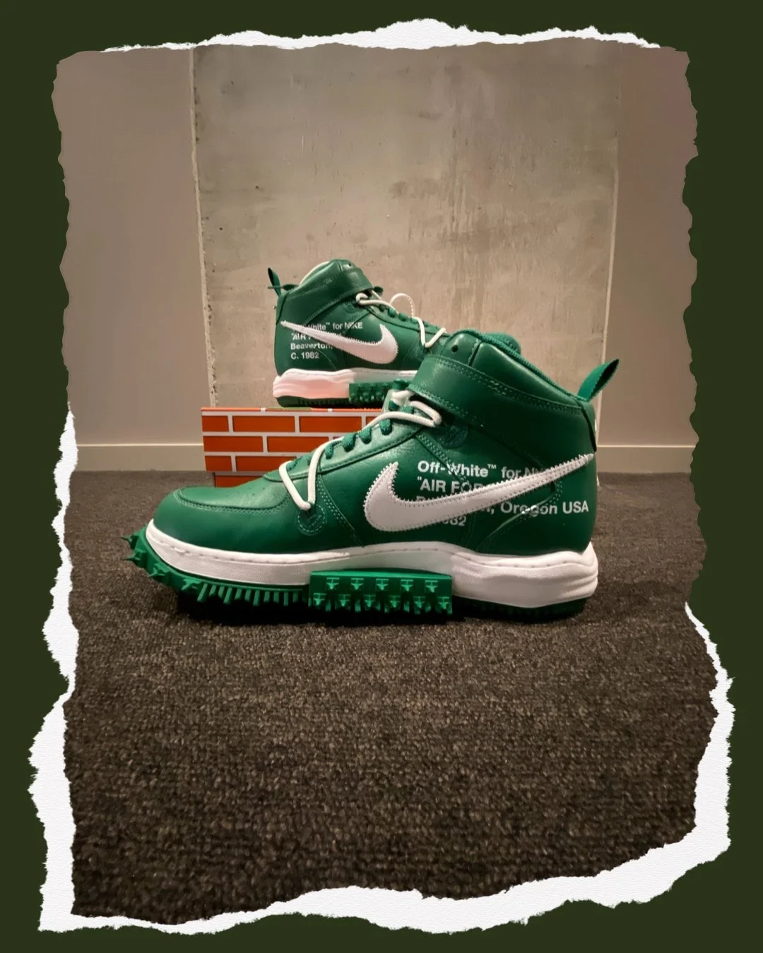 Nike x Off-White™ Air Force 1 Mid SP LTHR – Green / White (UK 11)