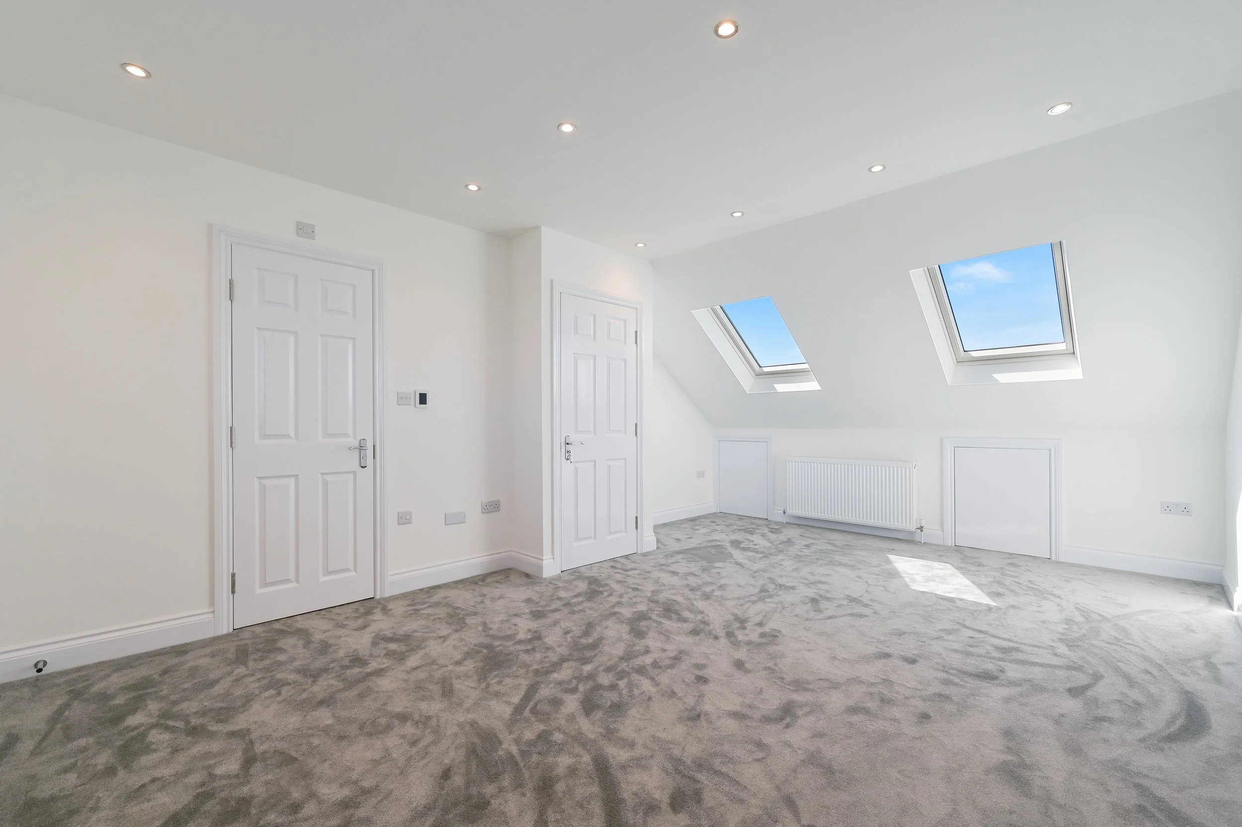 Semi-detached house in Twickenham - Two storey side extension, single storey rear extension, loft coversion, and front porch