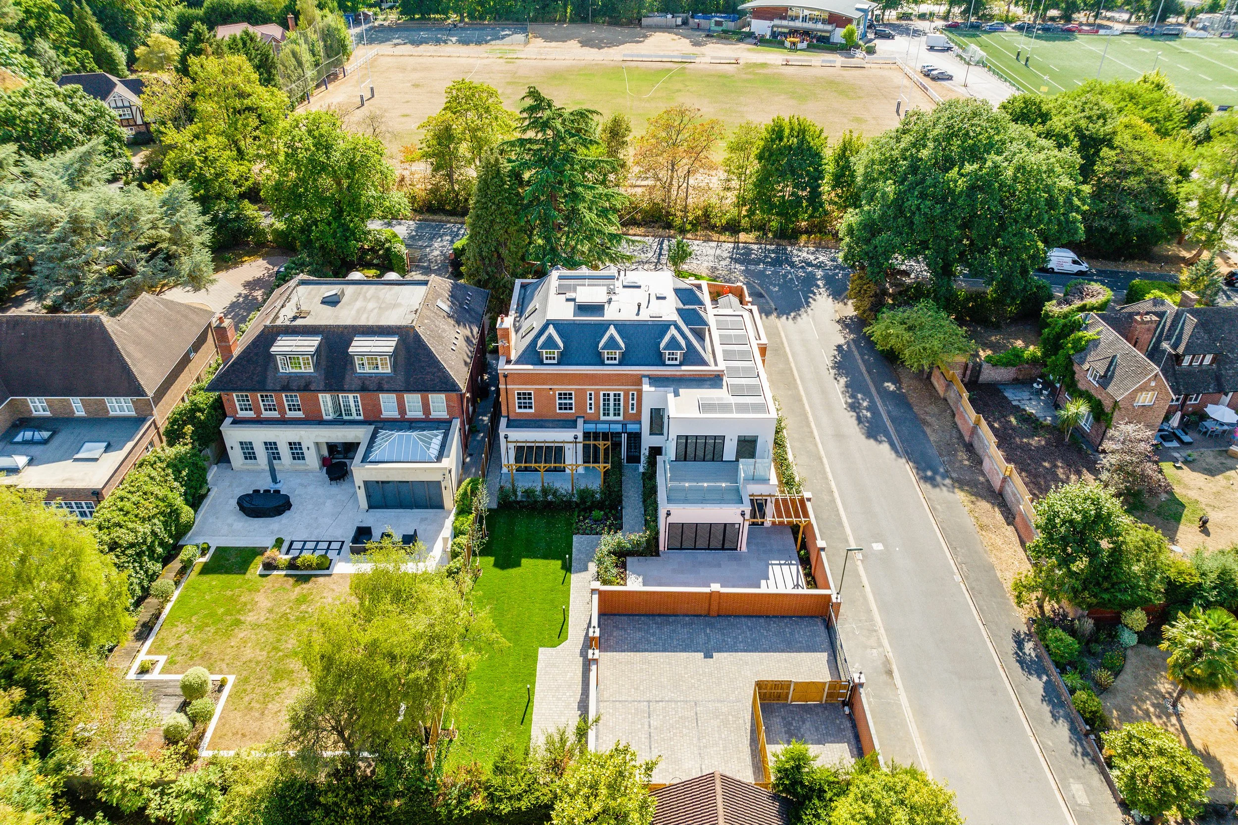 8-apartment, new build development in Cobham