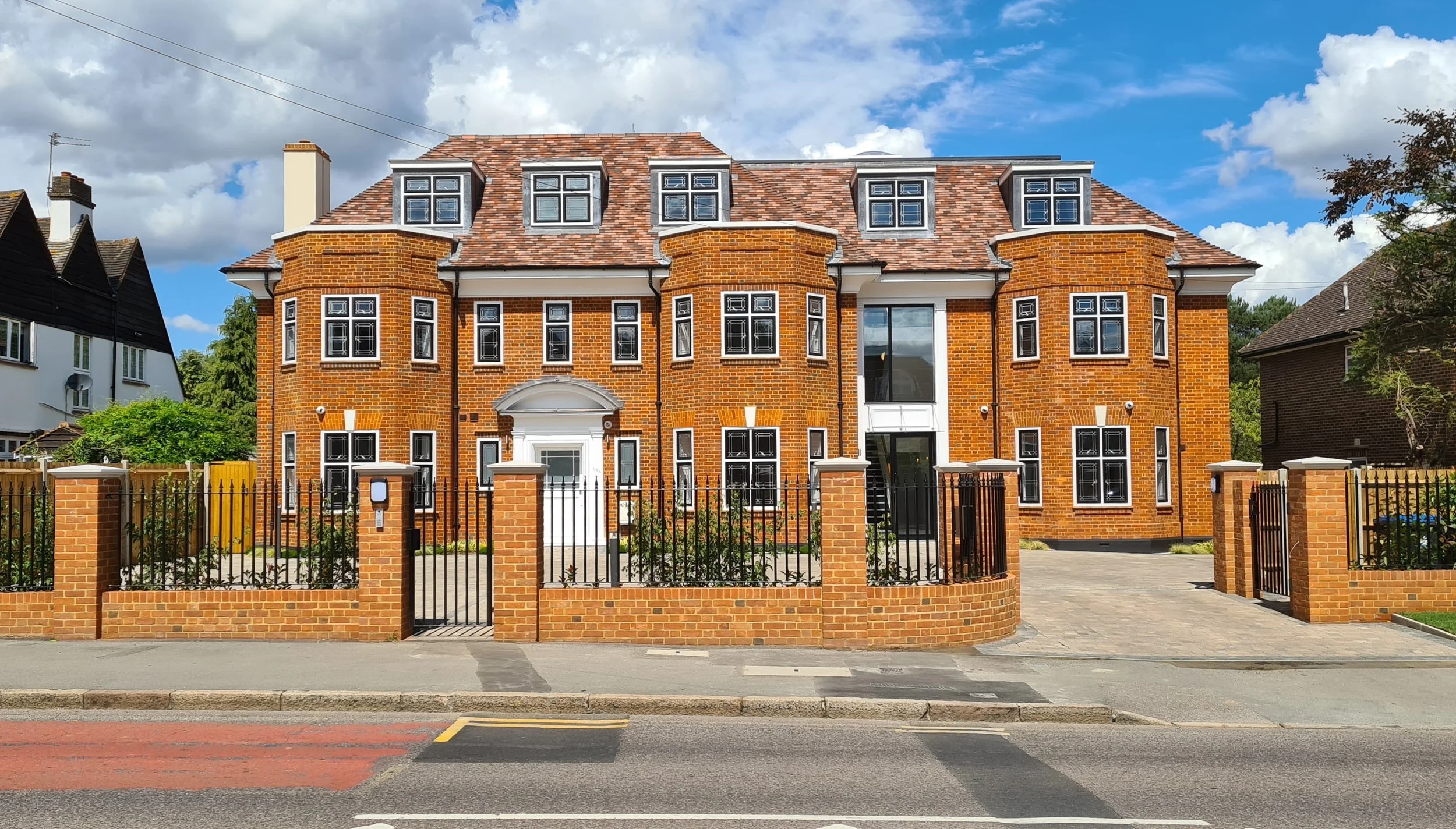 8-apartment new build development in Kingston