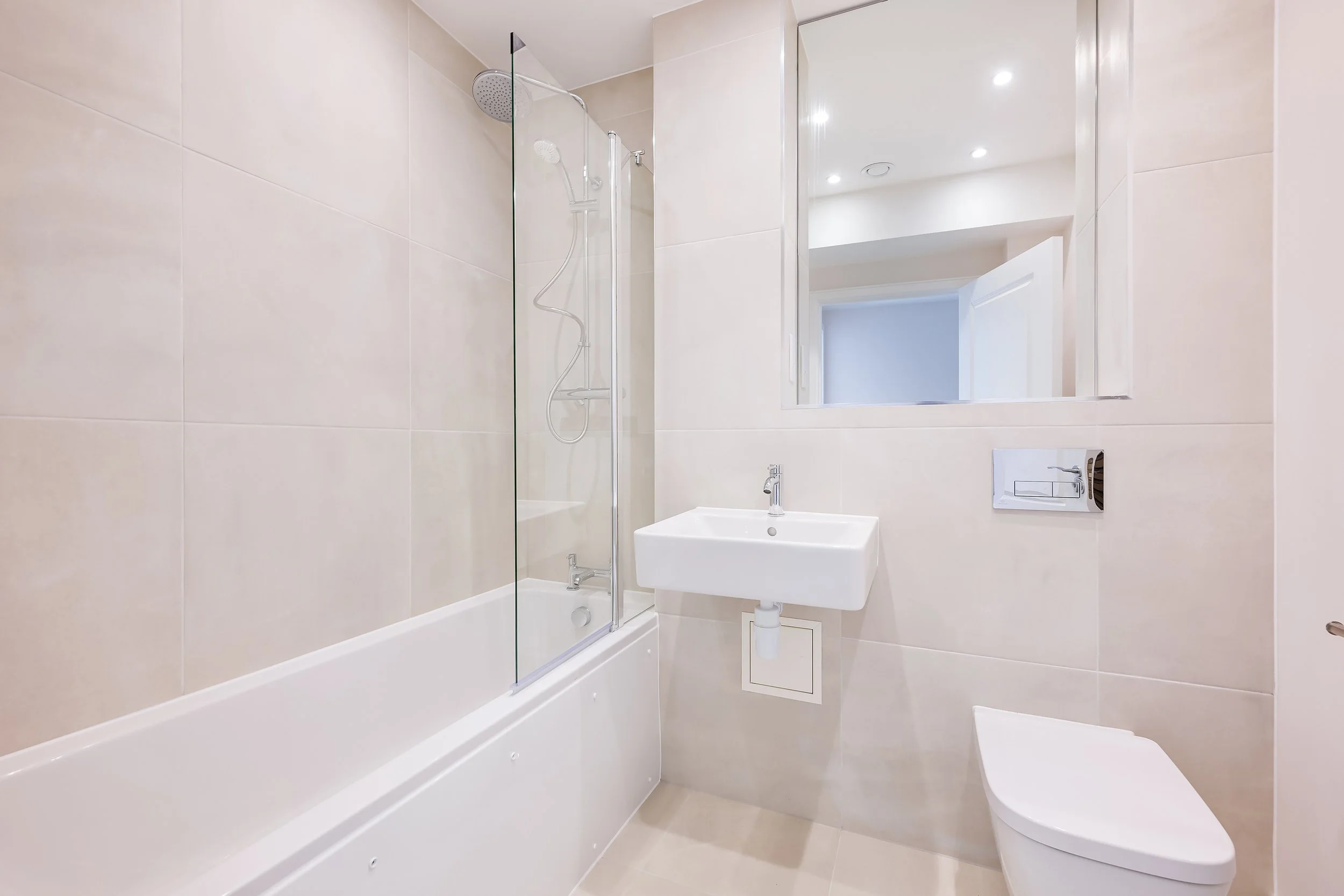 Mixed-use, 8-apartment and ground floor commercial unit development in Kingston-Upon-Thames