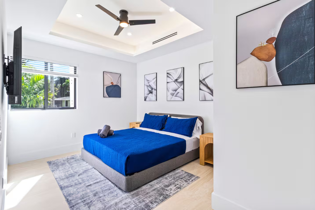 FT Lauderdale bedroom.png