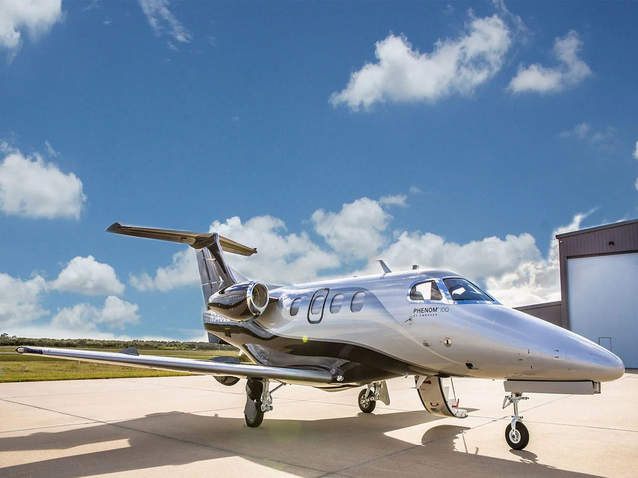 Embraer Phenom 100 Charter