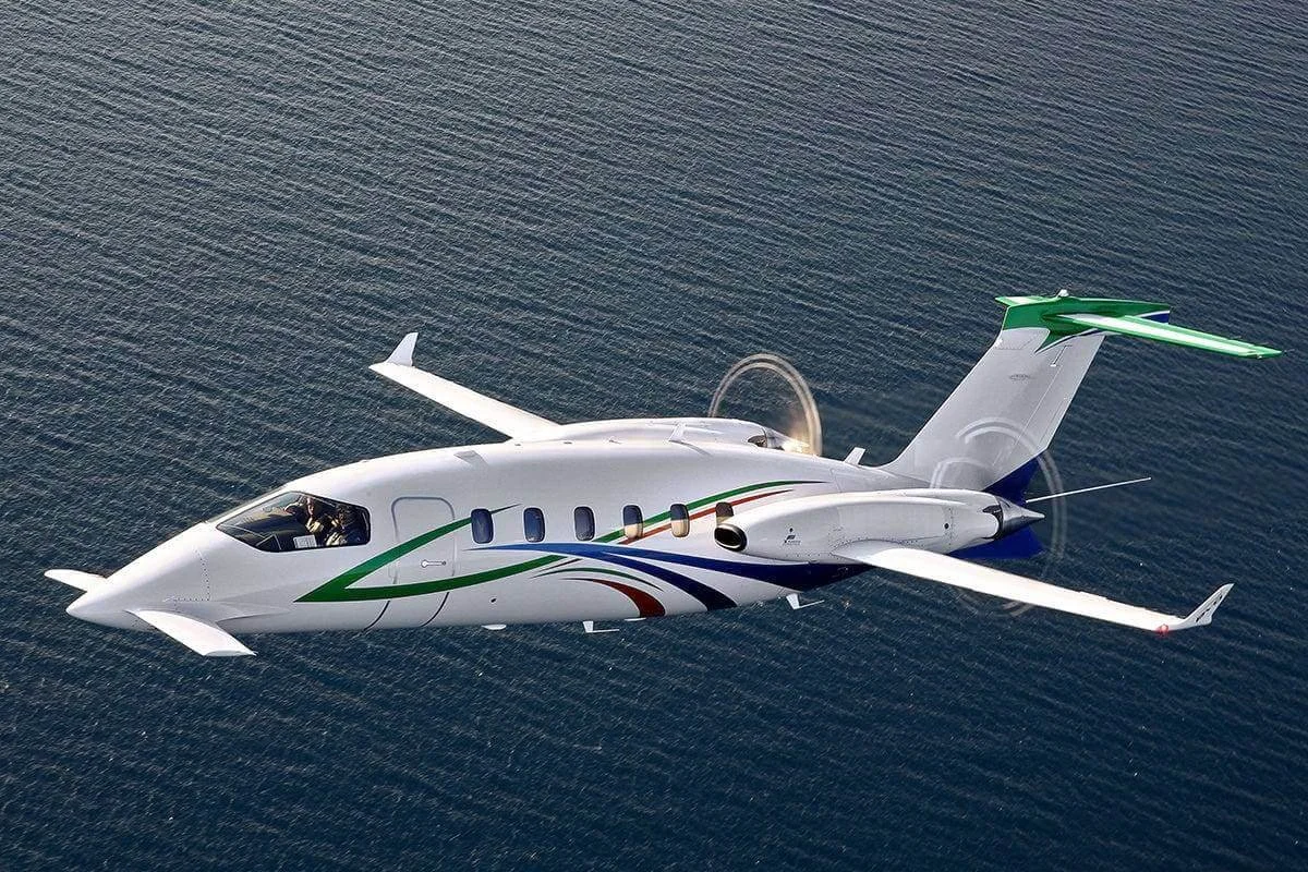 Piaggio P180 Avanti Charter