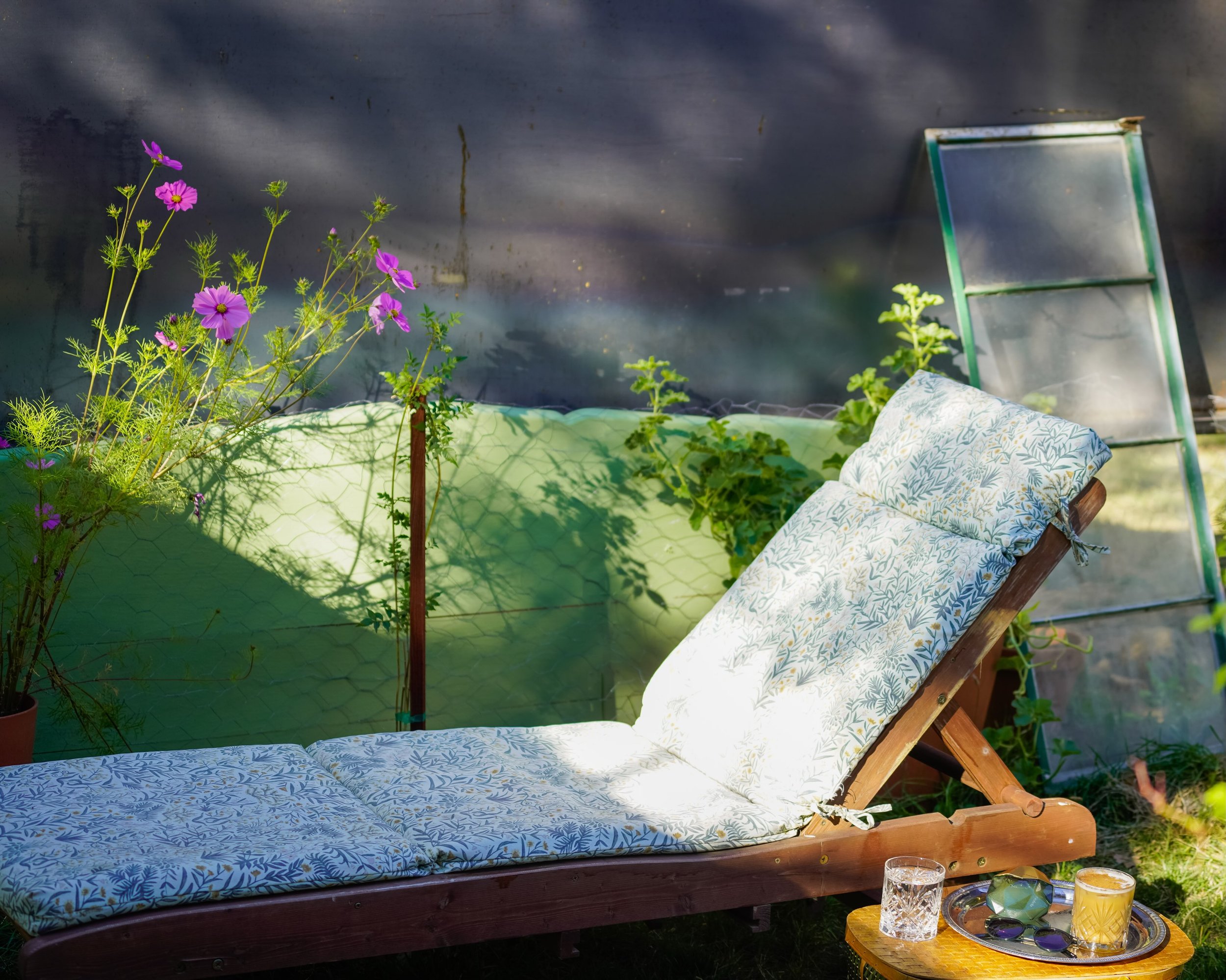 blossom-sanctuary-courtyard-lounger.jpg