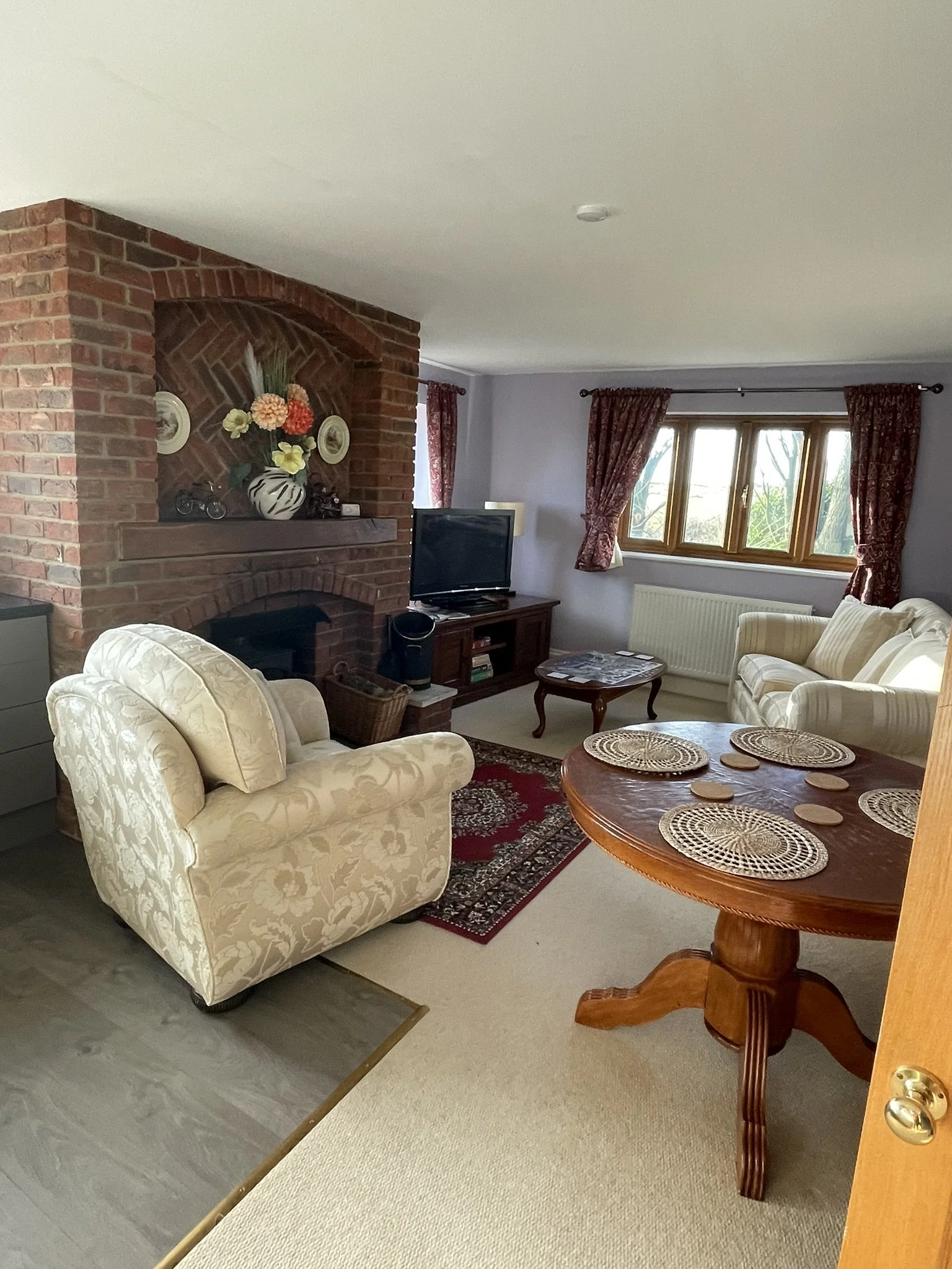 Sitting Room and Kitchenette