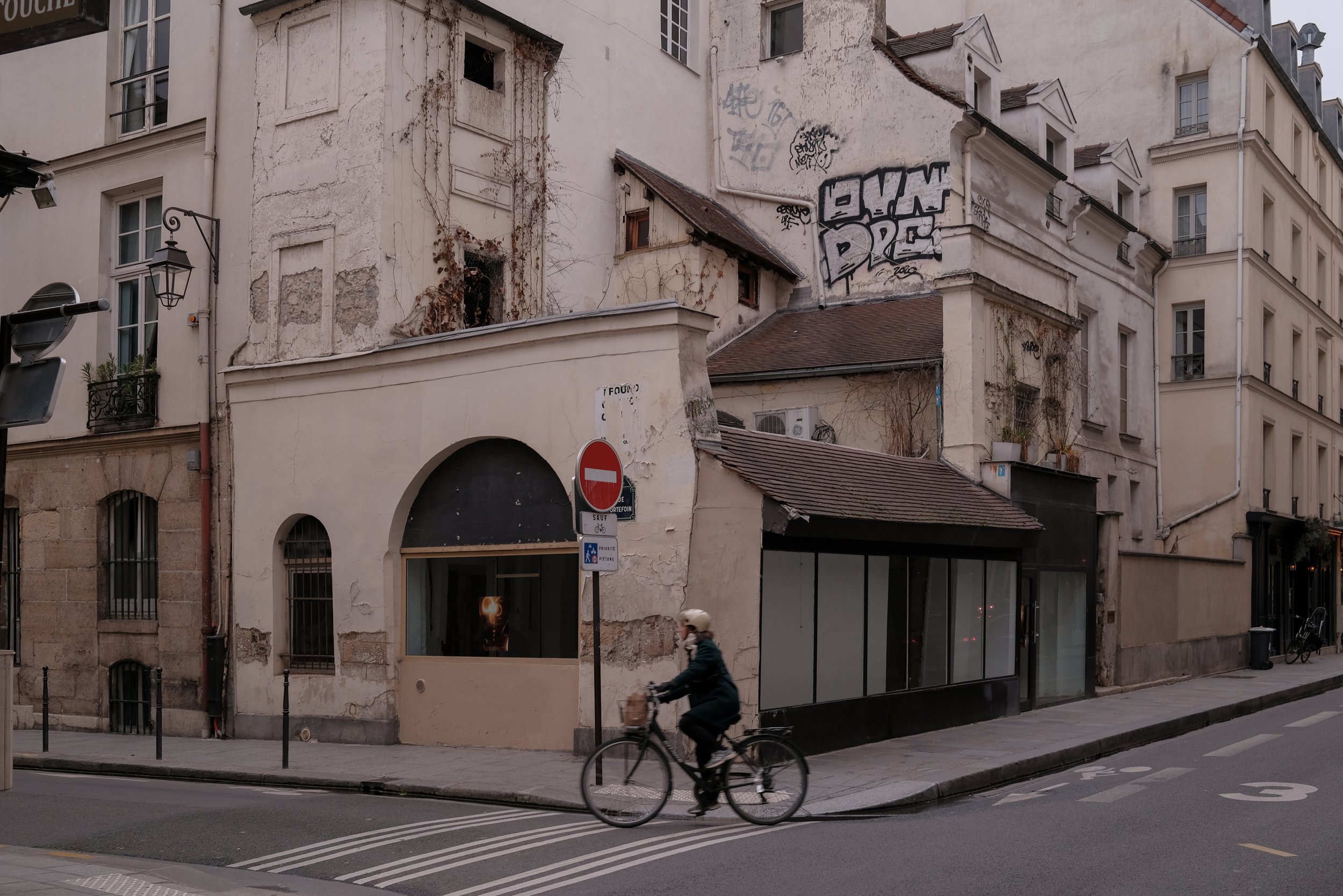 Paris, 2025, Fujifilm X100V