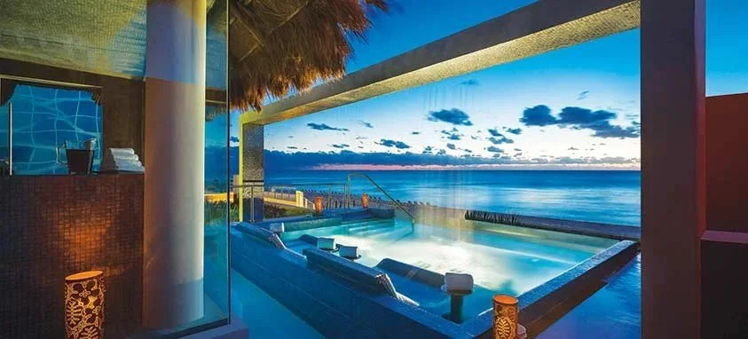       
  
    
 Don’t Put All-Inclusive Properties in a Box 
   Food &amp; Beverage    Hotels &amp; Resorts    Meeting Planning   
 BY ROB CAREY ON AUGUST 2016 
 
  
 
   Hard Rock Hotel Cancun, Mexico   
  Understand all sides of the options to crea