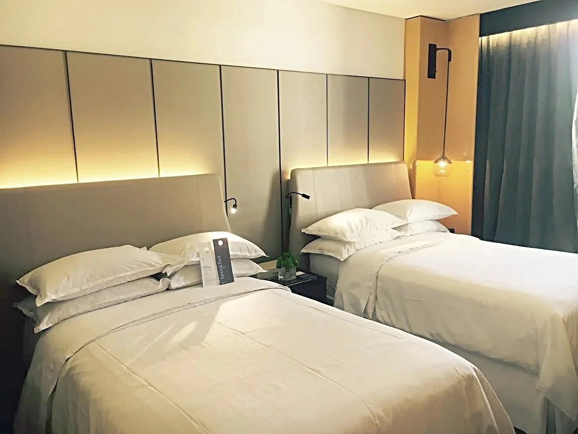 Hotel - Sheraton Universal New Guest Room Look!