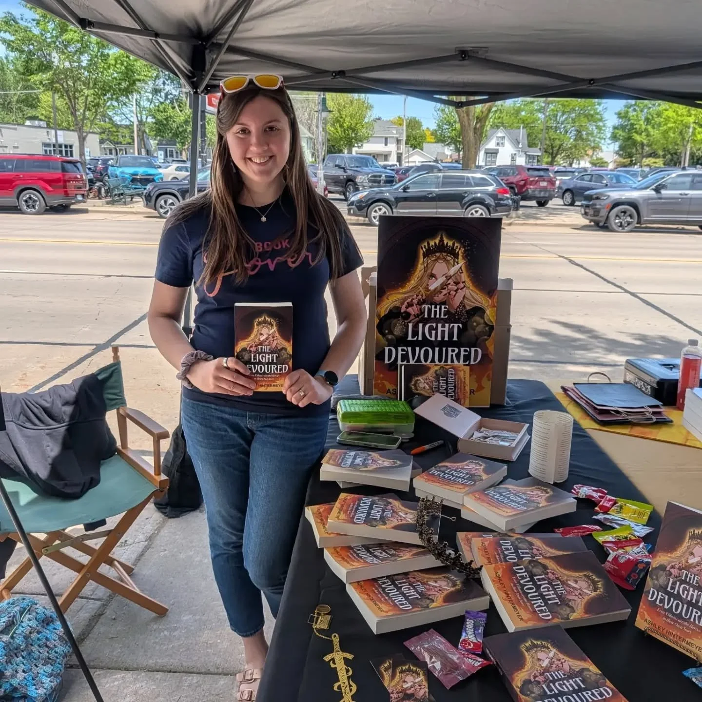 Had such a great time this past weekend at Block of Books! I met so many readers, Appleton really showed out 📚 see you again on August 15th at @thebookstoreappletonwi