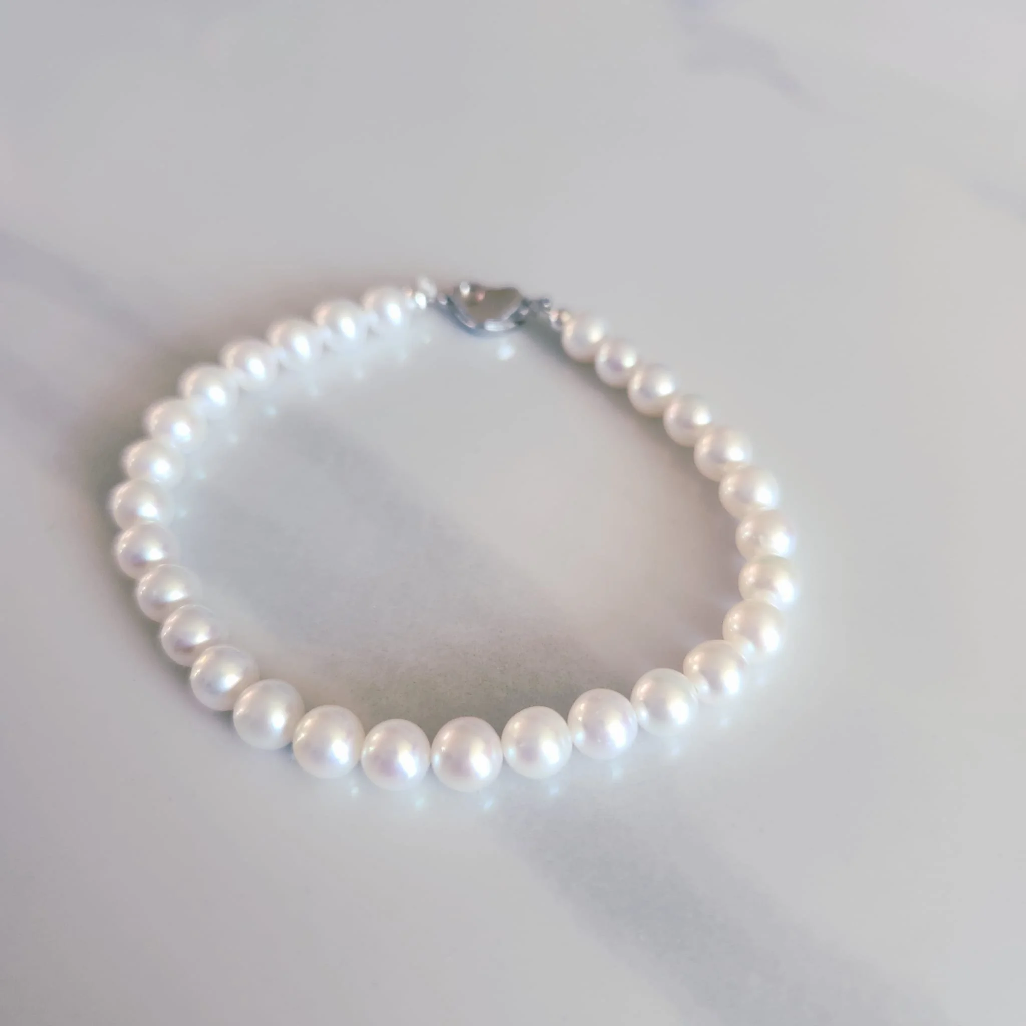 5-6mm Freshwater Pearl Bracelet 925 Silver Heart Clasp