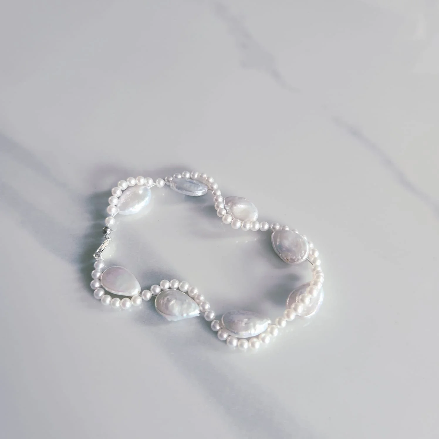 Fin - Baroque & 3mm Freshwater Pearl Bracelet